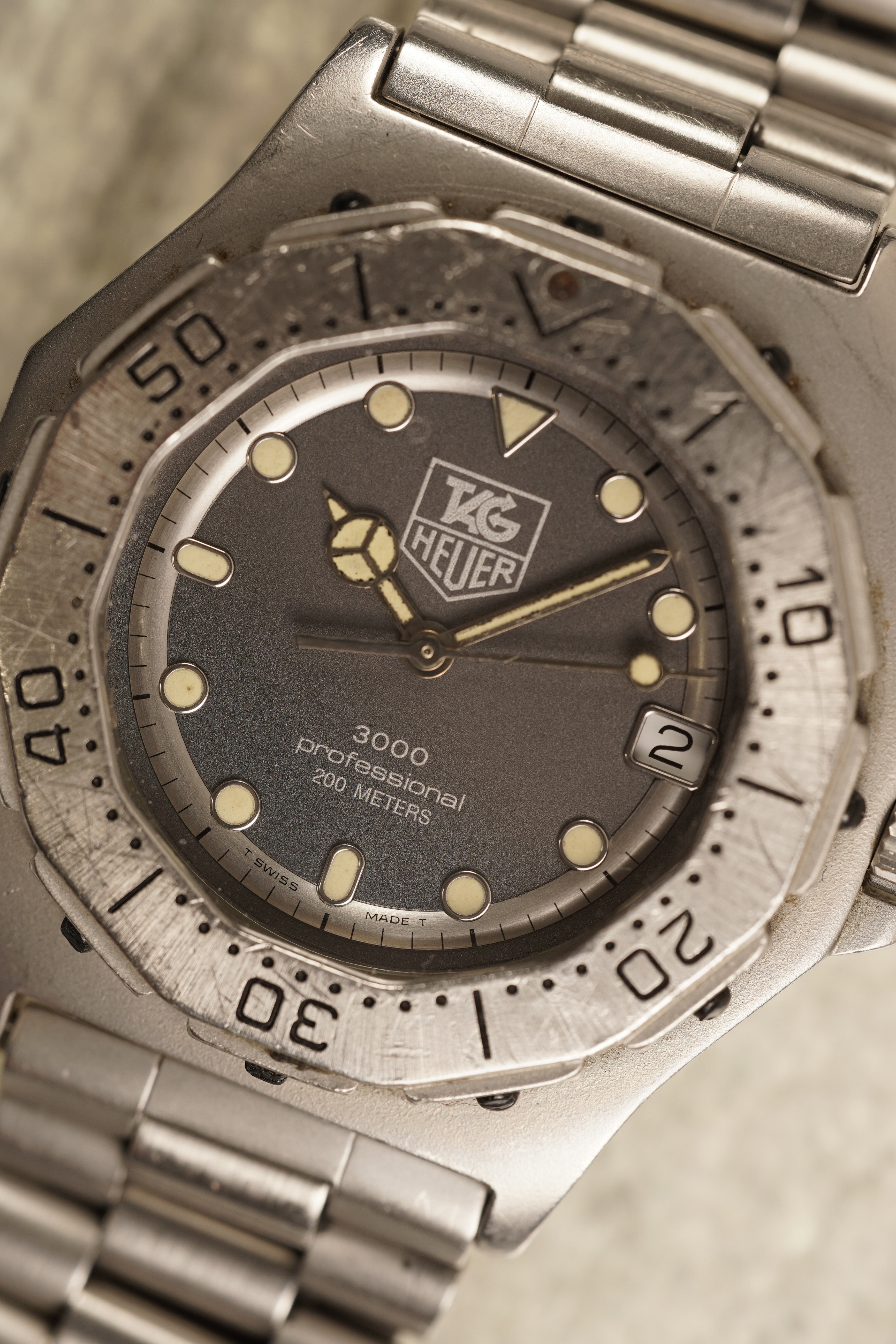 Tag-Heuer Professional 3000 Acier